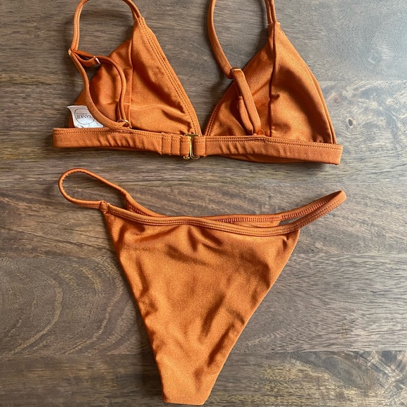 Frankie’s swimwear darling bikini in rust. - Picture 3 of 4